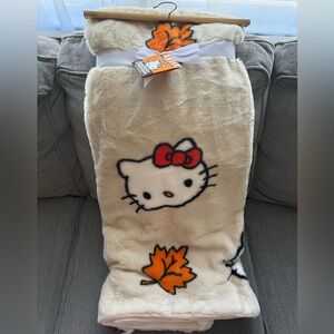 Hello Kitty Fall Faux Fur Blanket